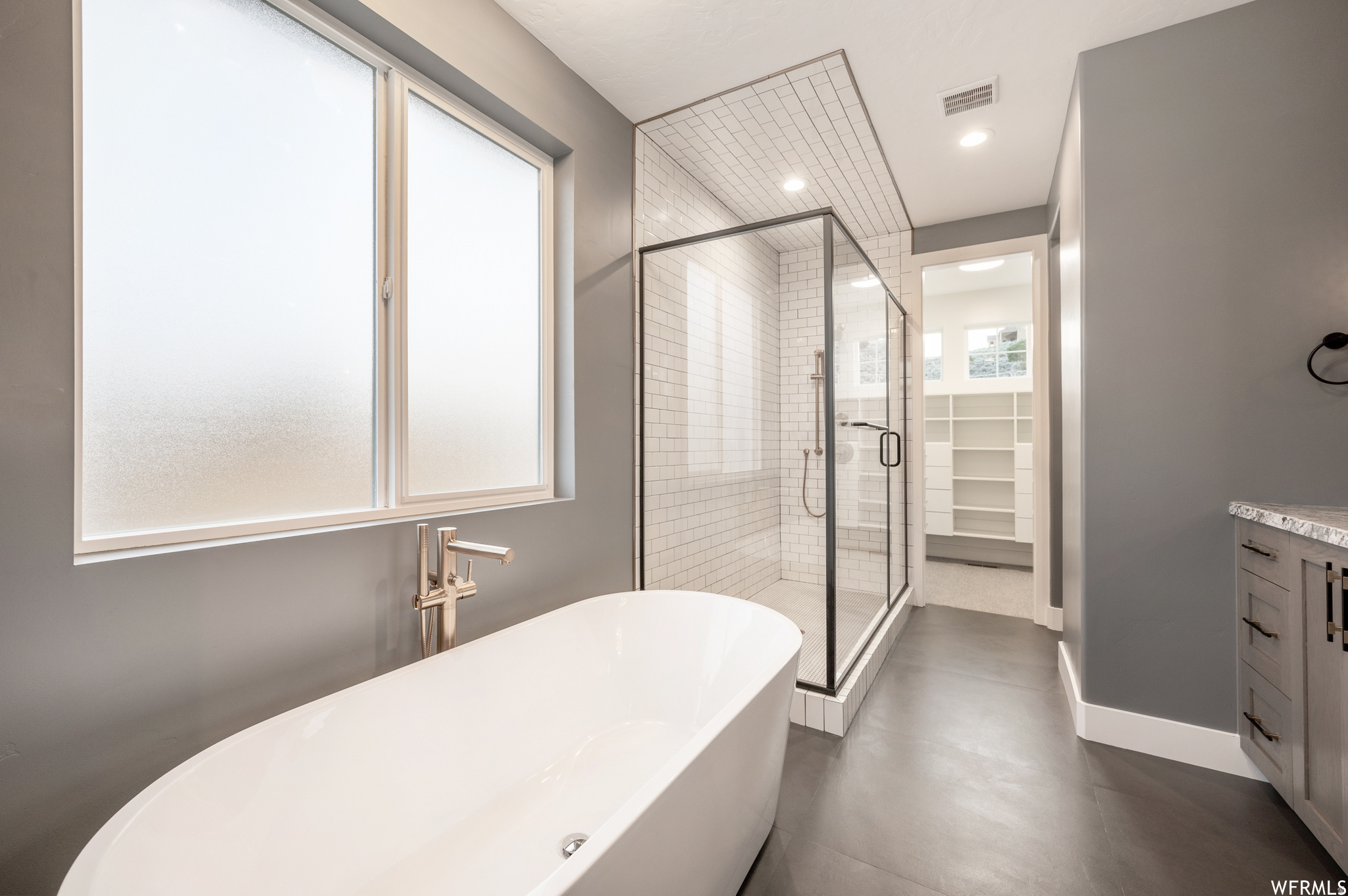 THE RIDGES AT ROSE CANYON - Residential