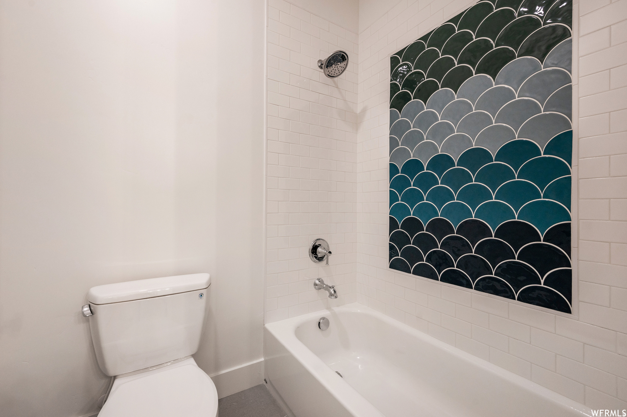 THE RIDGES AT ROSE CANYON - Residential