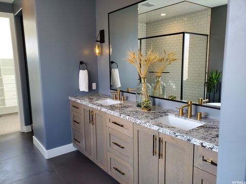 Tiny photo for 14236 S SUMMIT CREST LN, Herriman, UT 84096 (MLS # 2126321)