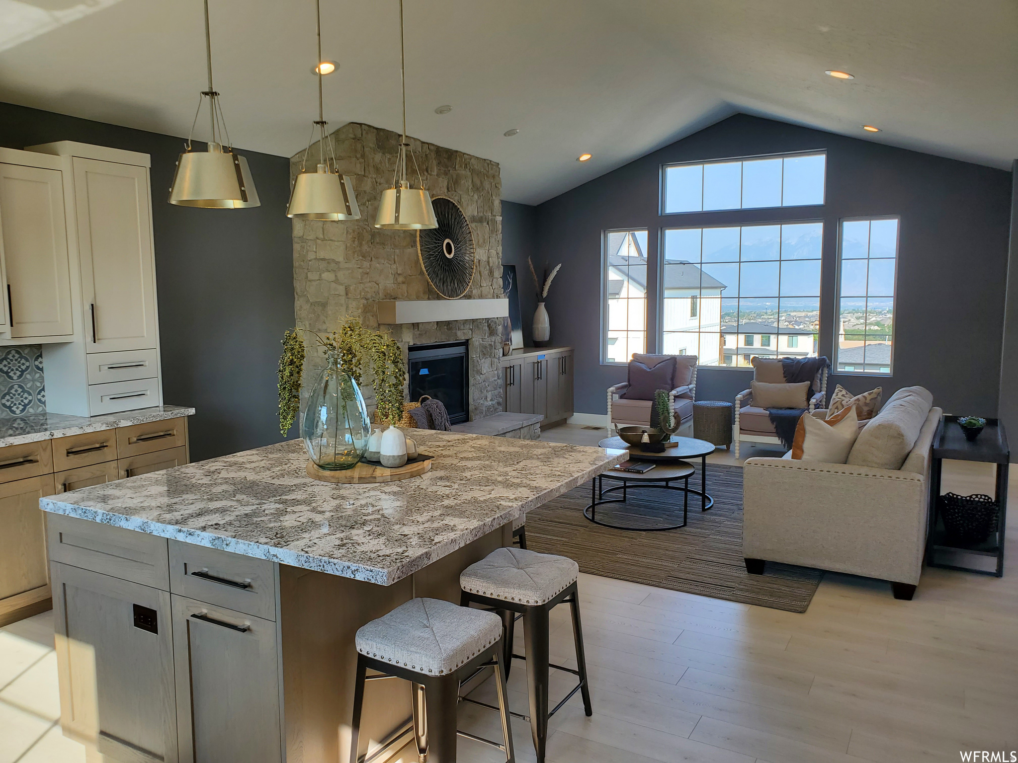 THE RIDGES AT ROSE CANYON - Residential