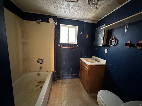 Tiny photo for 2150 QUINCY AVE, Ogden, UT 84401 (MLS # 2184316)