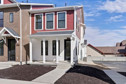 Tiny photo for 11313 S LAKE RUN RD, South Jordan, UT 84009 (MLS # 2149371)