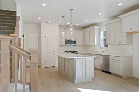 Tiny photo for 11313 S LAKE RUN RD, South Jordan, UT 84009 (MLS # 2149371)