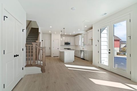 Tiny photo for 11313 S LAKE RUN RD, South Jordan, UT 84009 (MLS # 2149371)