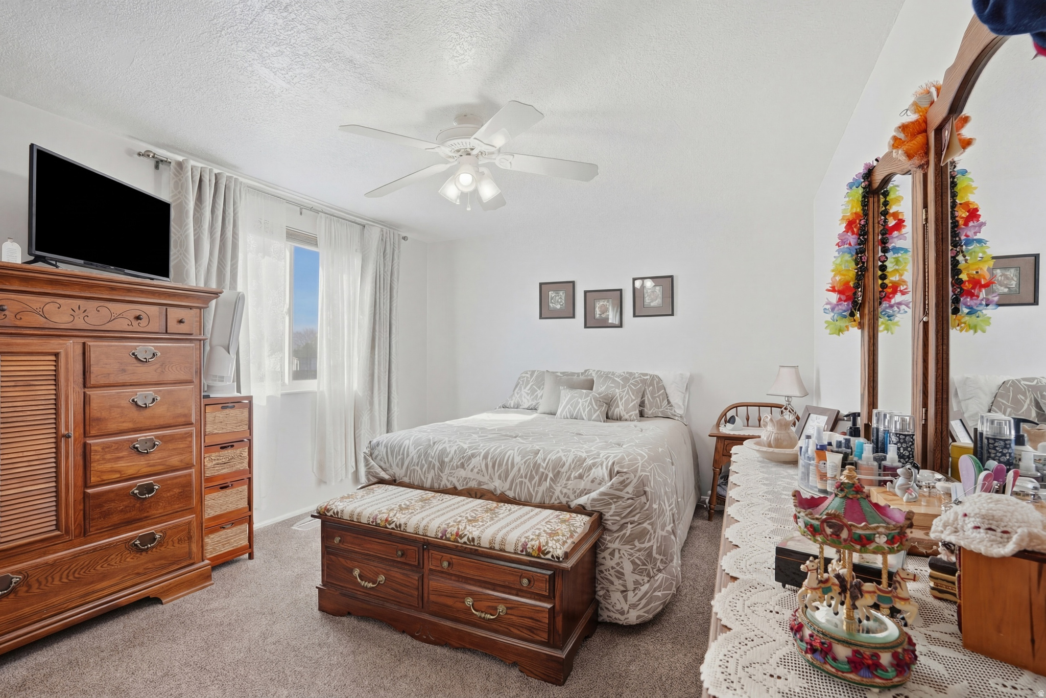 MEADOWBROOK - Residential