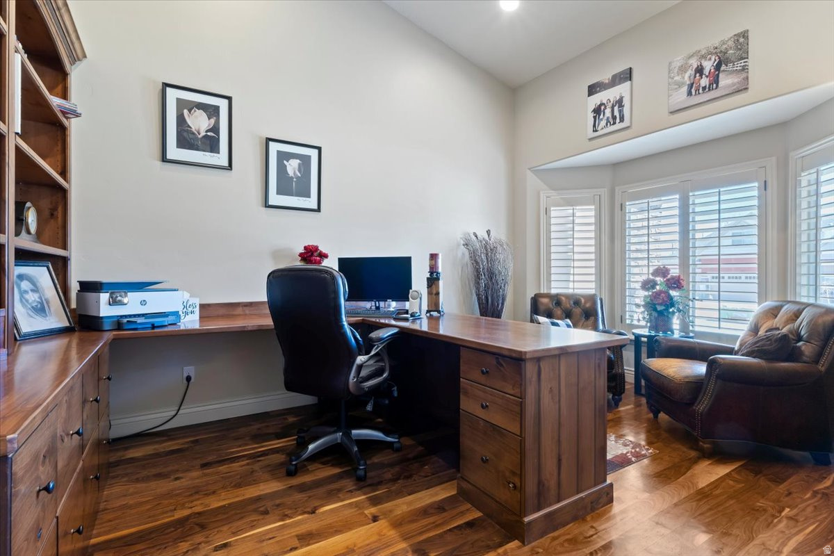 JACKSON DOWNS - Residential