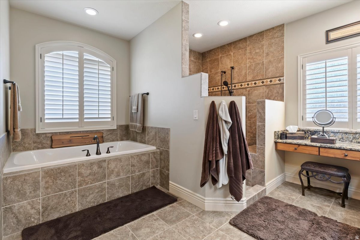 JACKSON DOWNS - Residential