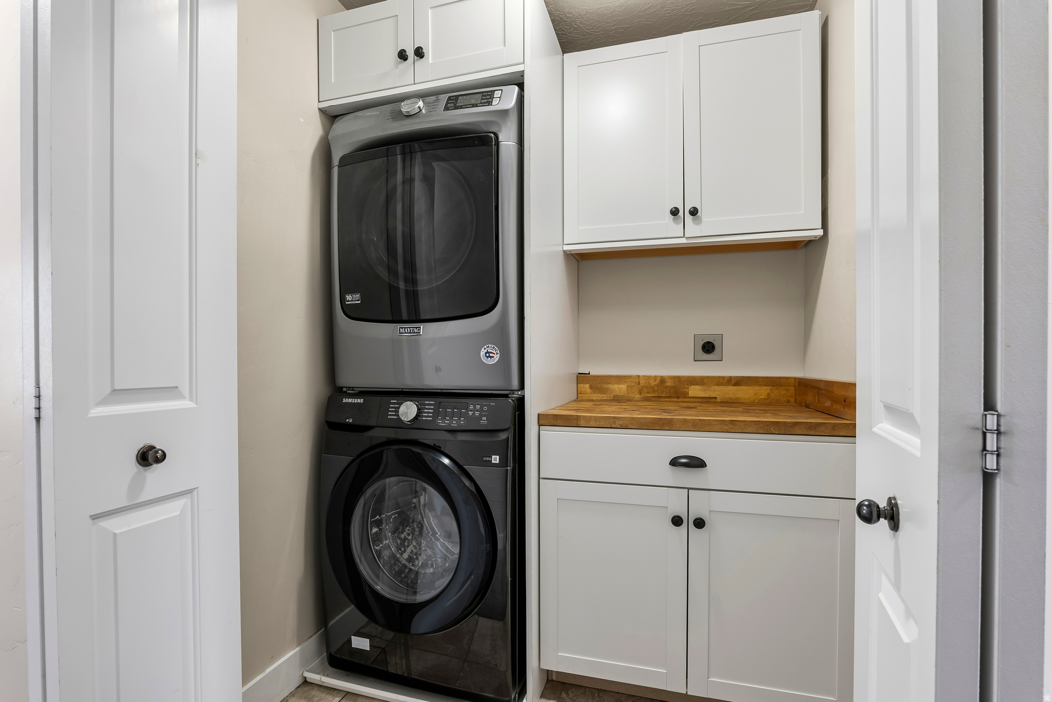 SHADOW RUN - Residential