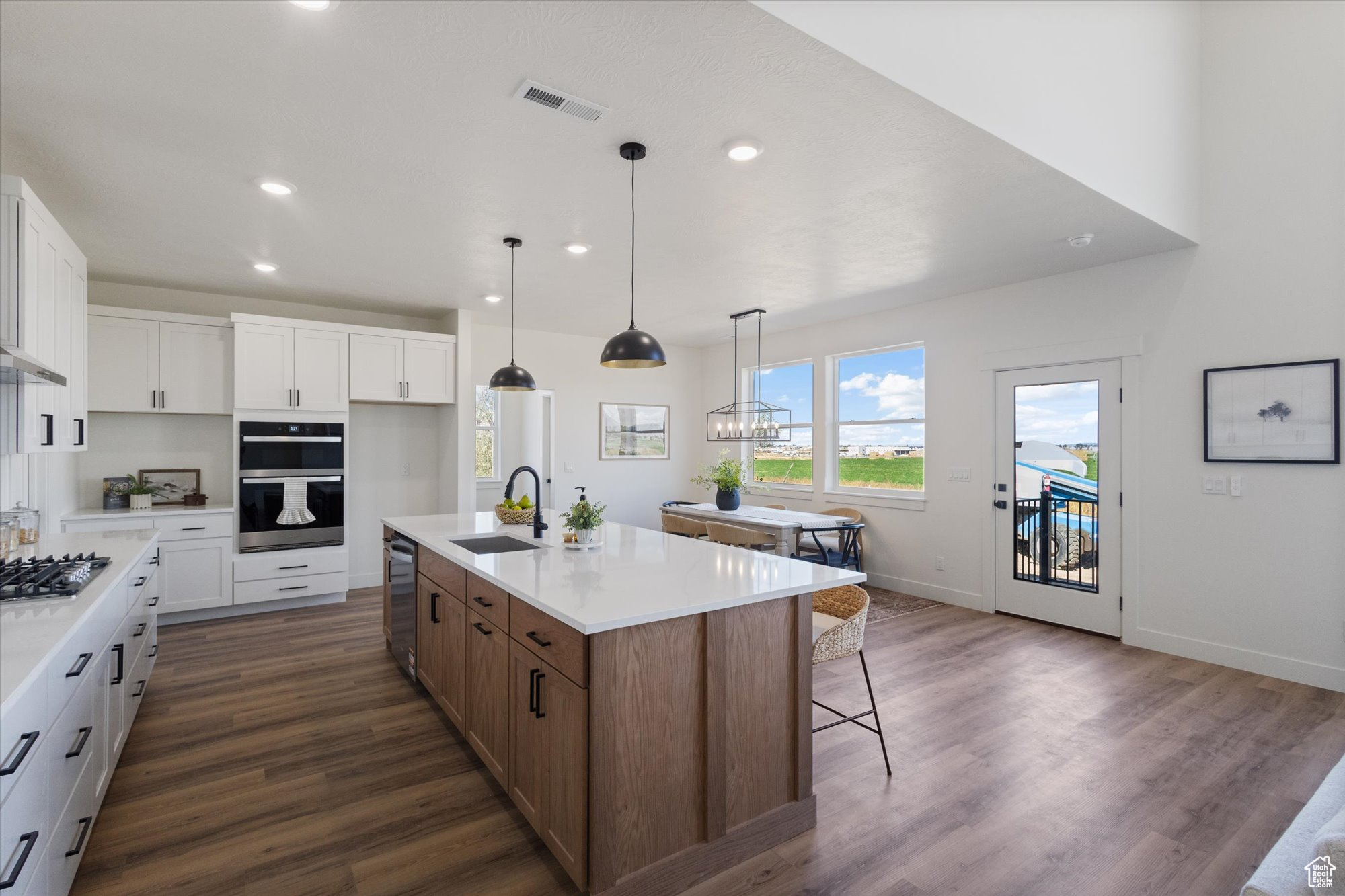 DAVIS - Residential