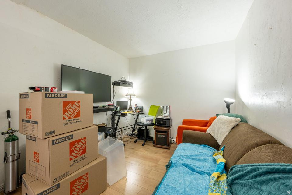 GARDENS SOUTH CONDO 5 - Residential