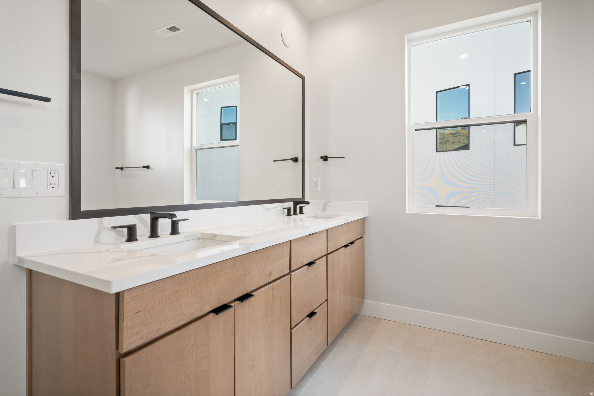 LAKEVIEW ESTATES - Residential