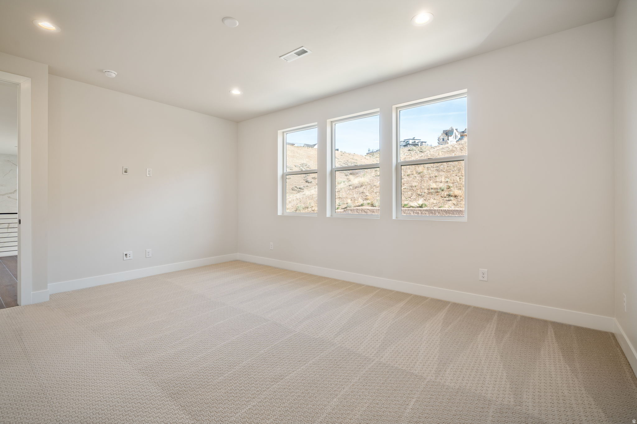 LAKEVIEW ESTATES - Residential