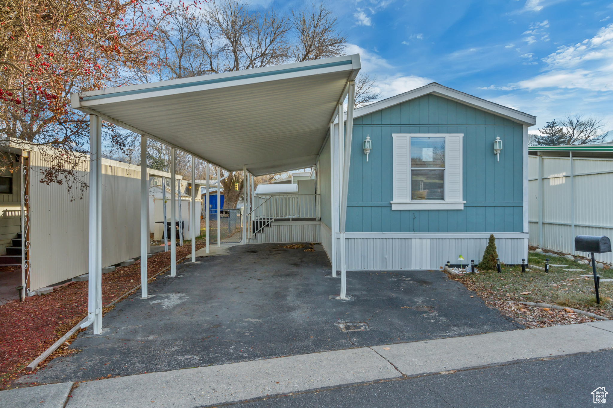 5083 S Escondido St, Salt Lake City, Utah image 2