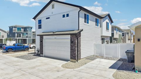 Tiny photo for 92 N PROVO RIVER RD, Saratoga Springs, UT 84045 (MLS # 2161866)