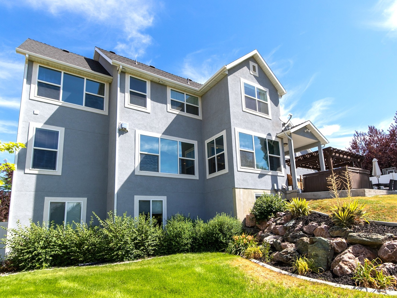 SHADOW BLUFF ESTATES PH 2 - Residential