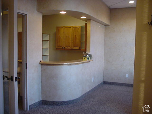 FARR WEST BUSINESS PLAZA - Commercial Lease