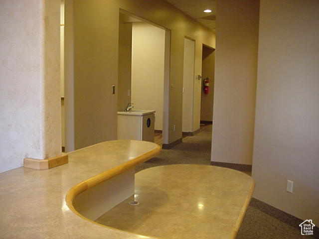 FARR WEST BUSINESS PLAZA - Commercial Lease