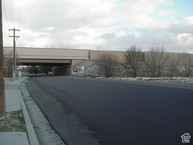 FARR WEST BUSINESS PLAZA - Commercial Lease