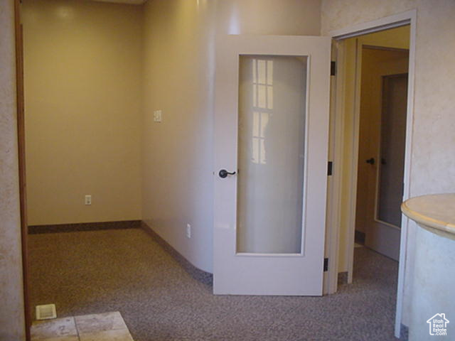 FARR WEST BUSINESS PLAZA - Commercial Lease