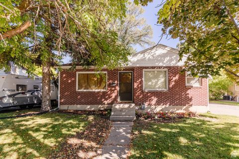Photo of 882 N 300 E, Logan, UT 84321 (MLS # 2116662)