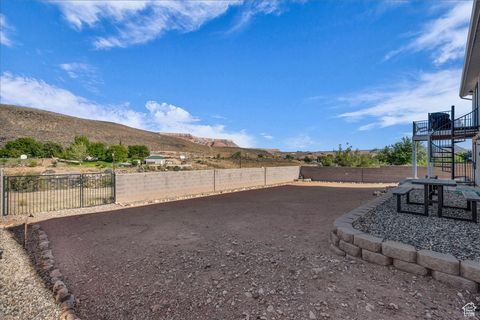 Tiny photo for 715 S PEACHTREE Dr, Toquerville, UT 84774 (MLS # 2116479)