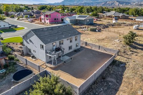 Tiny photo for 715 S PEACHTREE Dr, Toquerville, UT 84774 (MLS # 2116479)