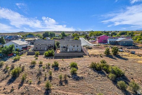Tiny photo for 715 S PEACHTREE Dr, Toquerville, UT 84774 (MLS # 2116479)