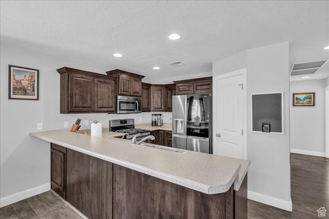 Tiny photo for 715 S PEACHTREE Dr, Toquerville, UT 84774 (MLS # 2116479)