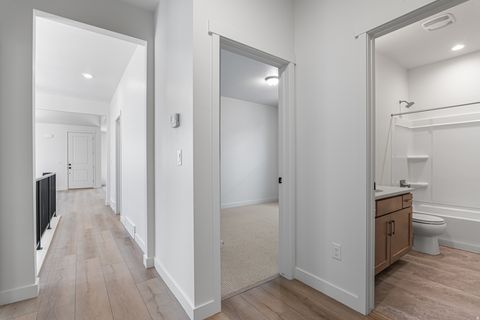 Tiny photo for 11184 S EASY BEE RD #265, South Jordan, UT 84009 (MLS # 2126847)