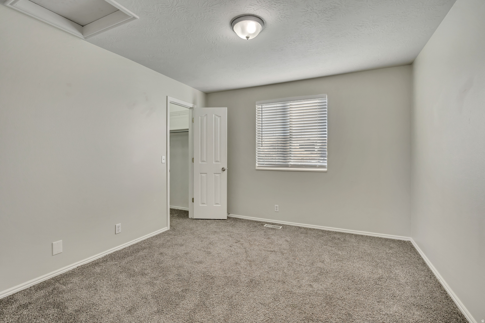 HILLTOP - Residential