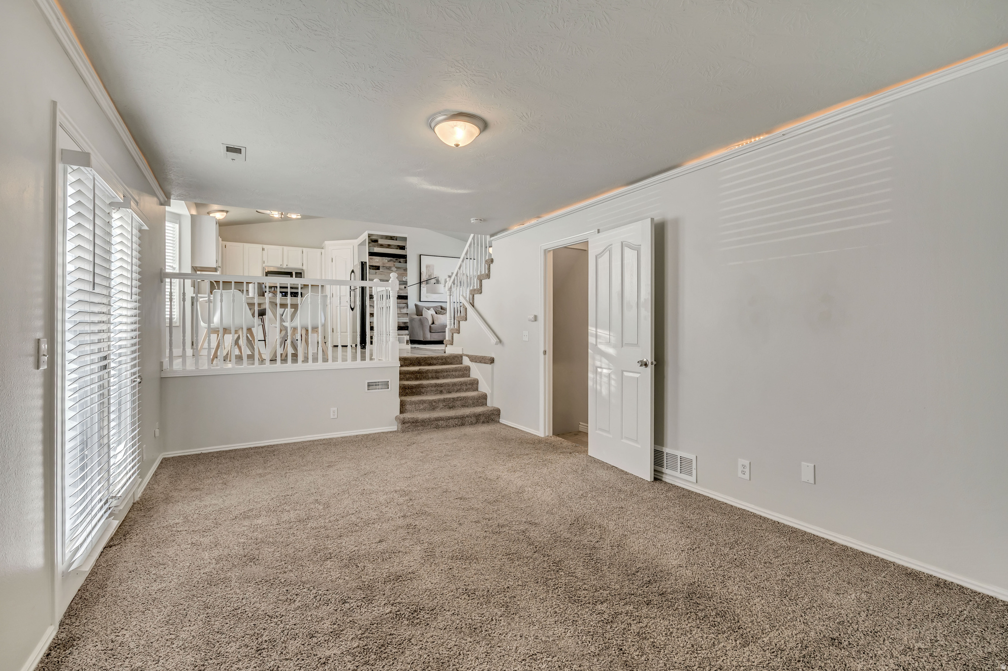 HILLTOP - Residential