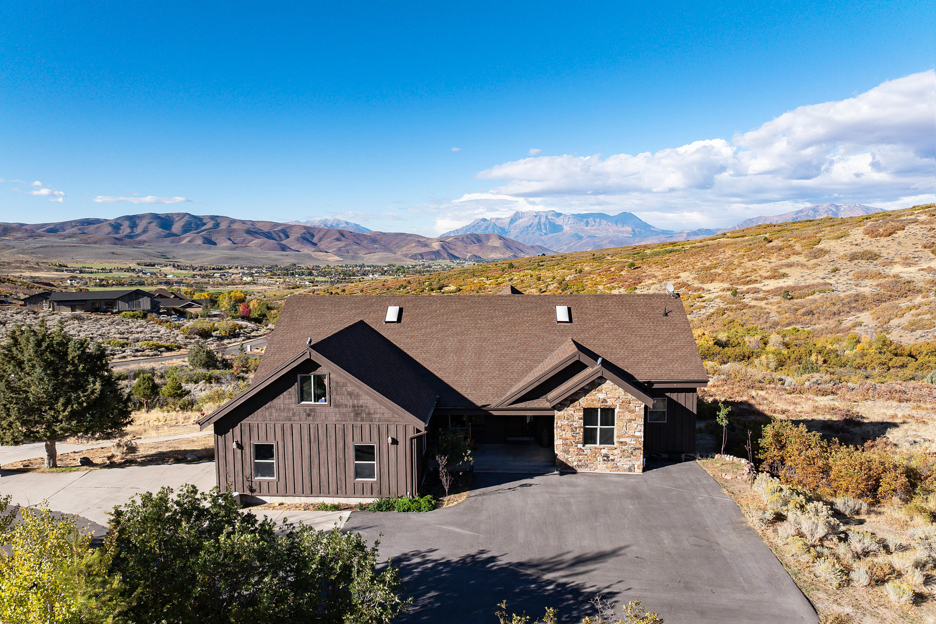 BIG POLE ESTATES - Residential