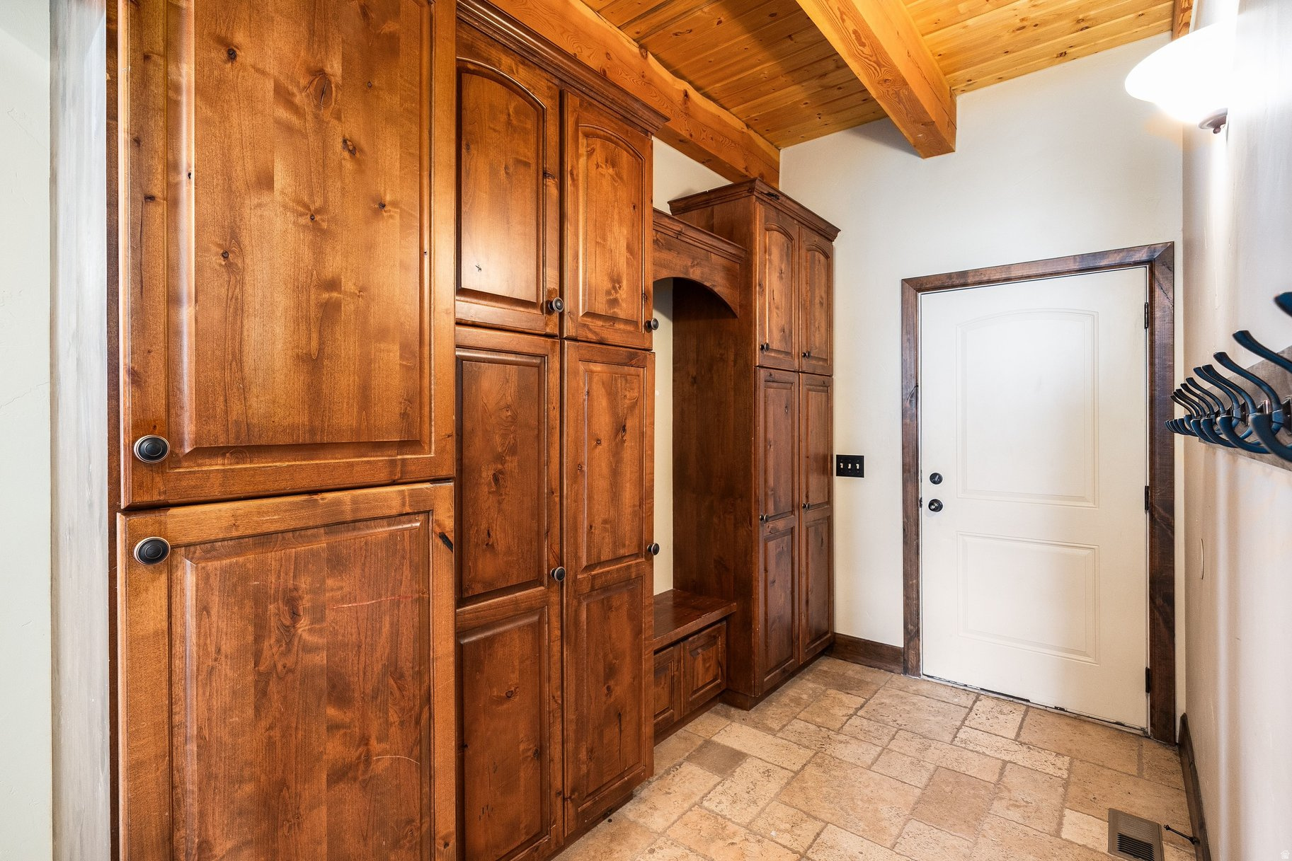 BIG POLE ESTATES - Residential