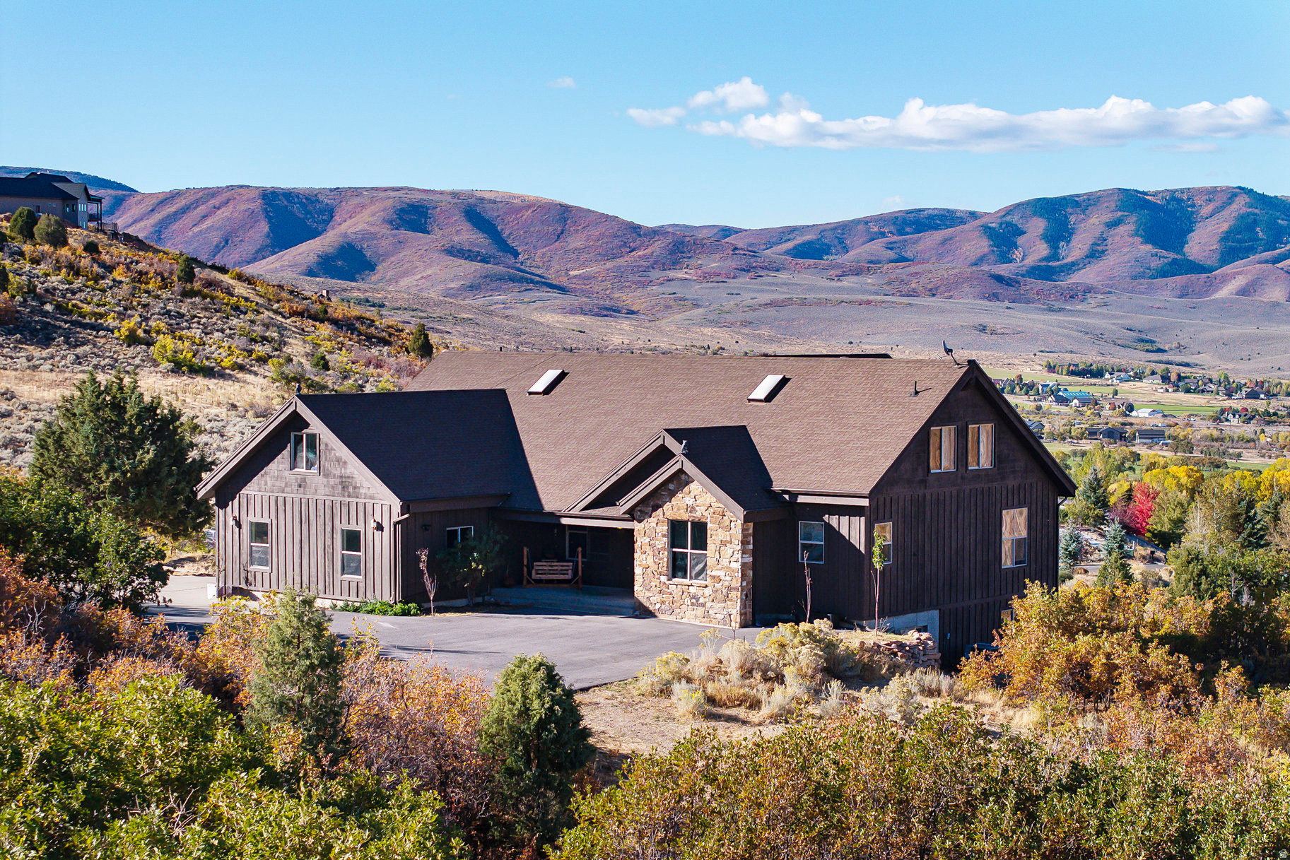 BIG POLE ESTATES - Residential