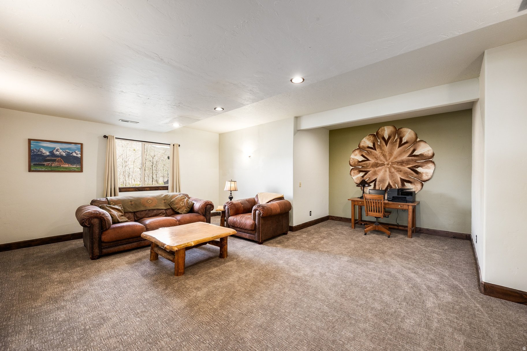 BIG POLE ESTATES - Residential