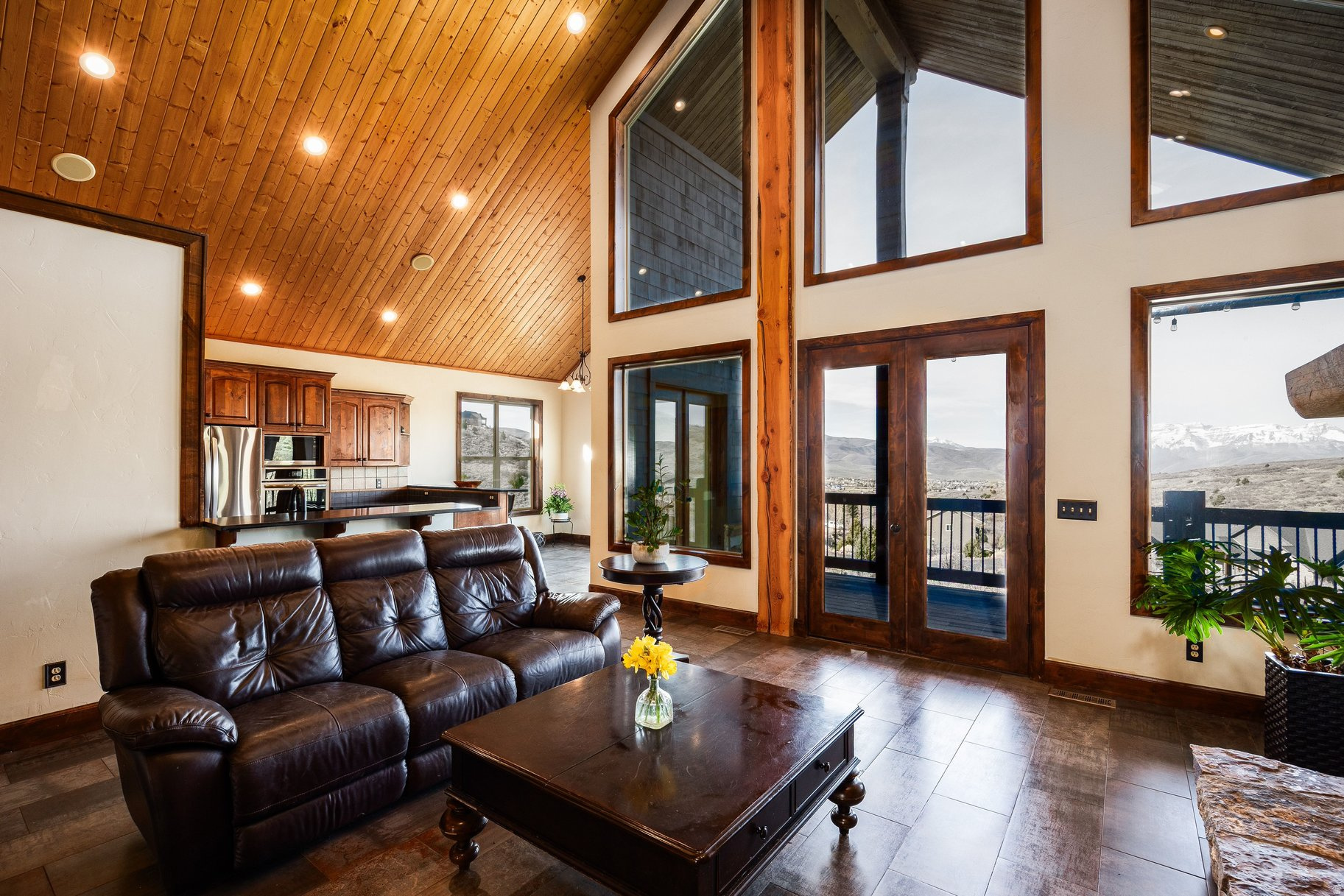 BIG POLE ESTATES - Residential