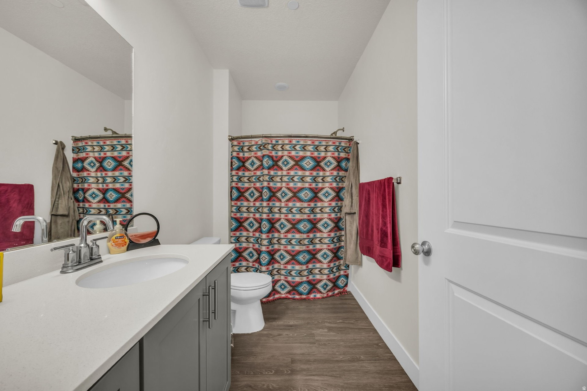 FALCON RIDGE - Residential