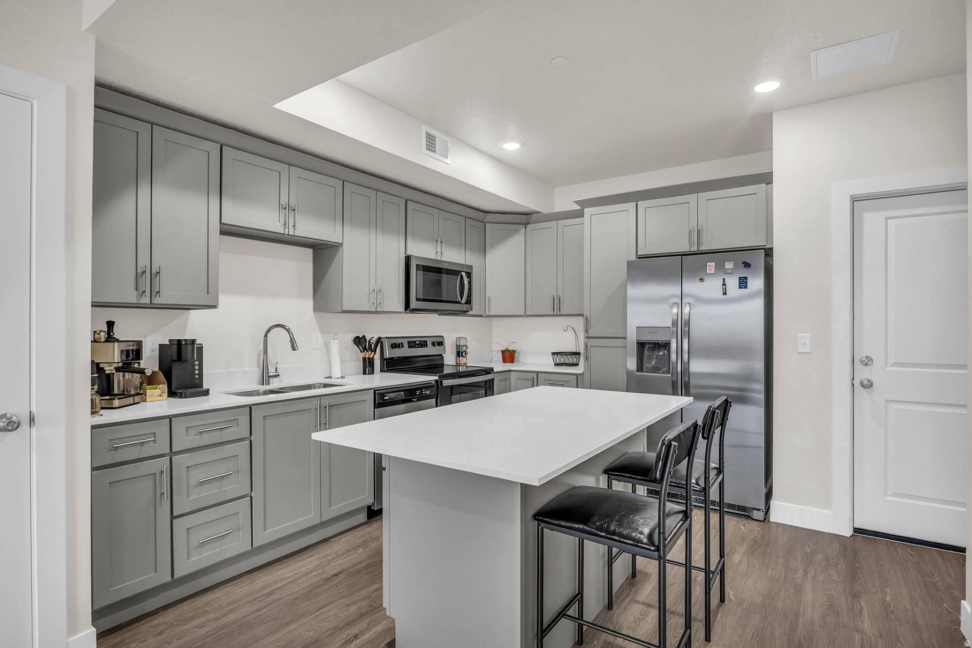 FALCON RIDGE - Residential