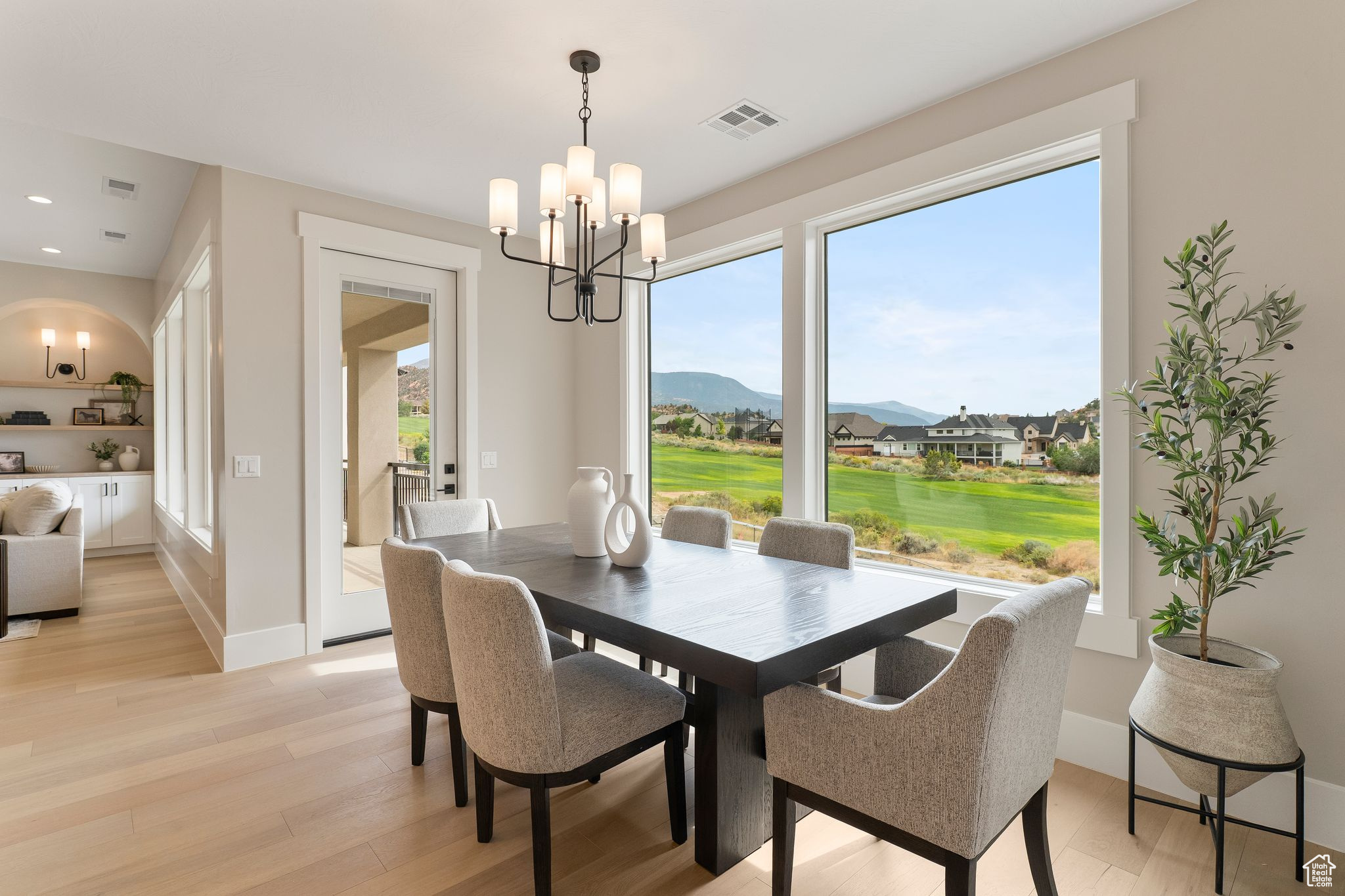 CANYON RIDGE - Residential