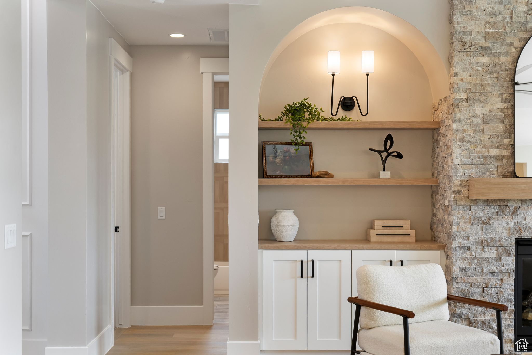 CANYON RIDGE - Residential