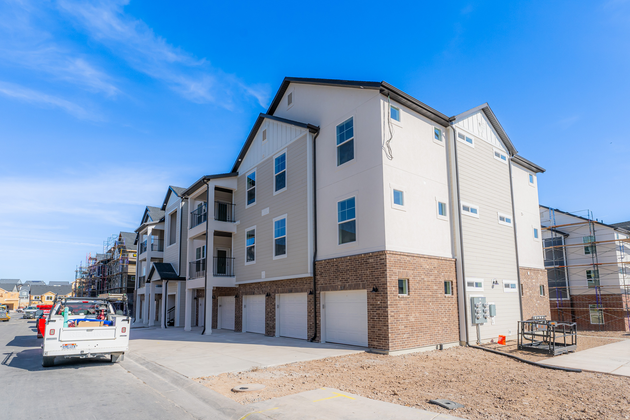 HIGHRIDGE - Residential