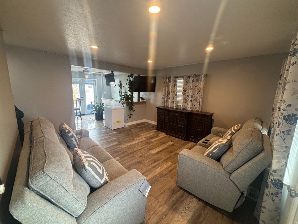 Photo of 4921 S 4135 W, Kearns, UT 84118 (MLS # 2138750)