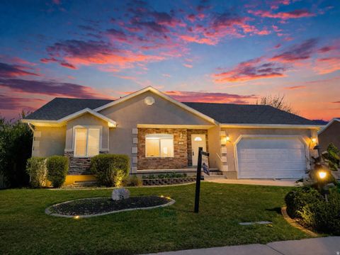 Photo of 1463 S 930 W, Payson, UT 84651 (MLS # 2148507)