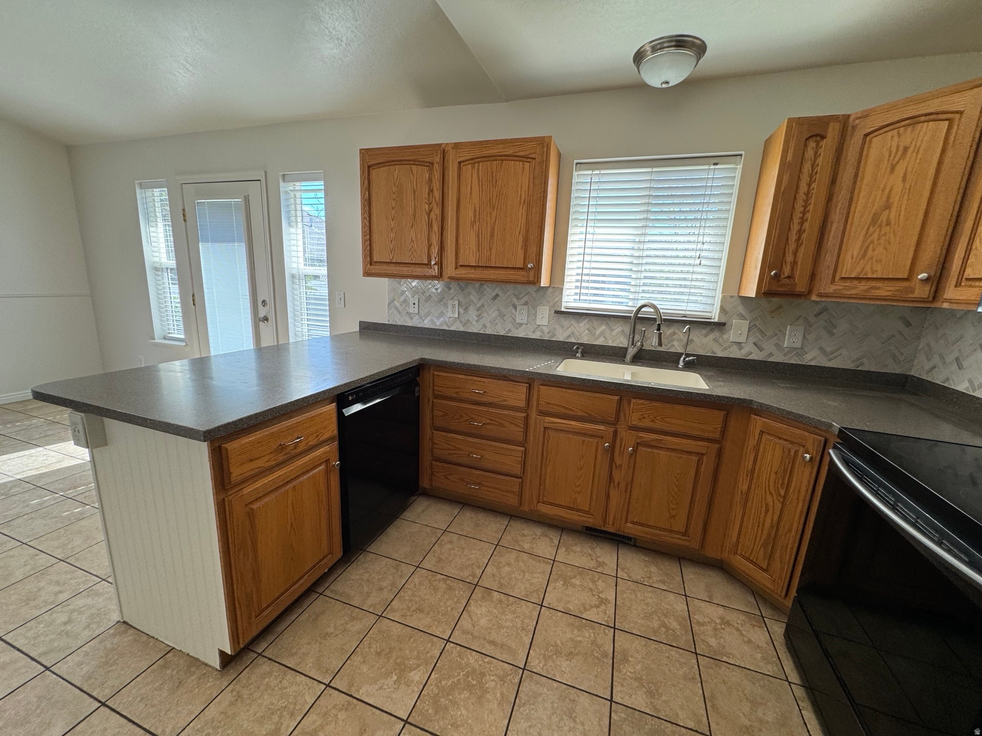 BROOKSIDE - Residential
