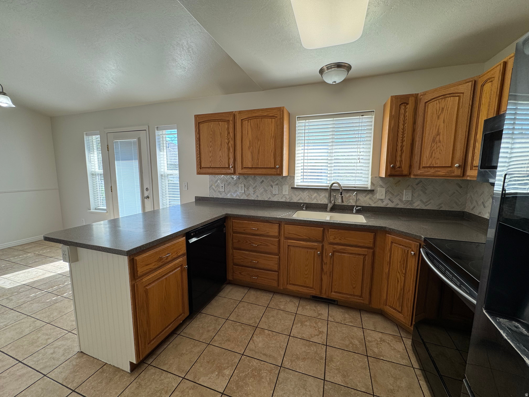 BROOKSIDE - Residential