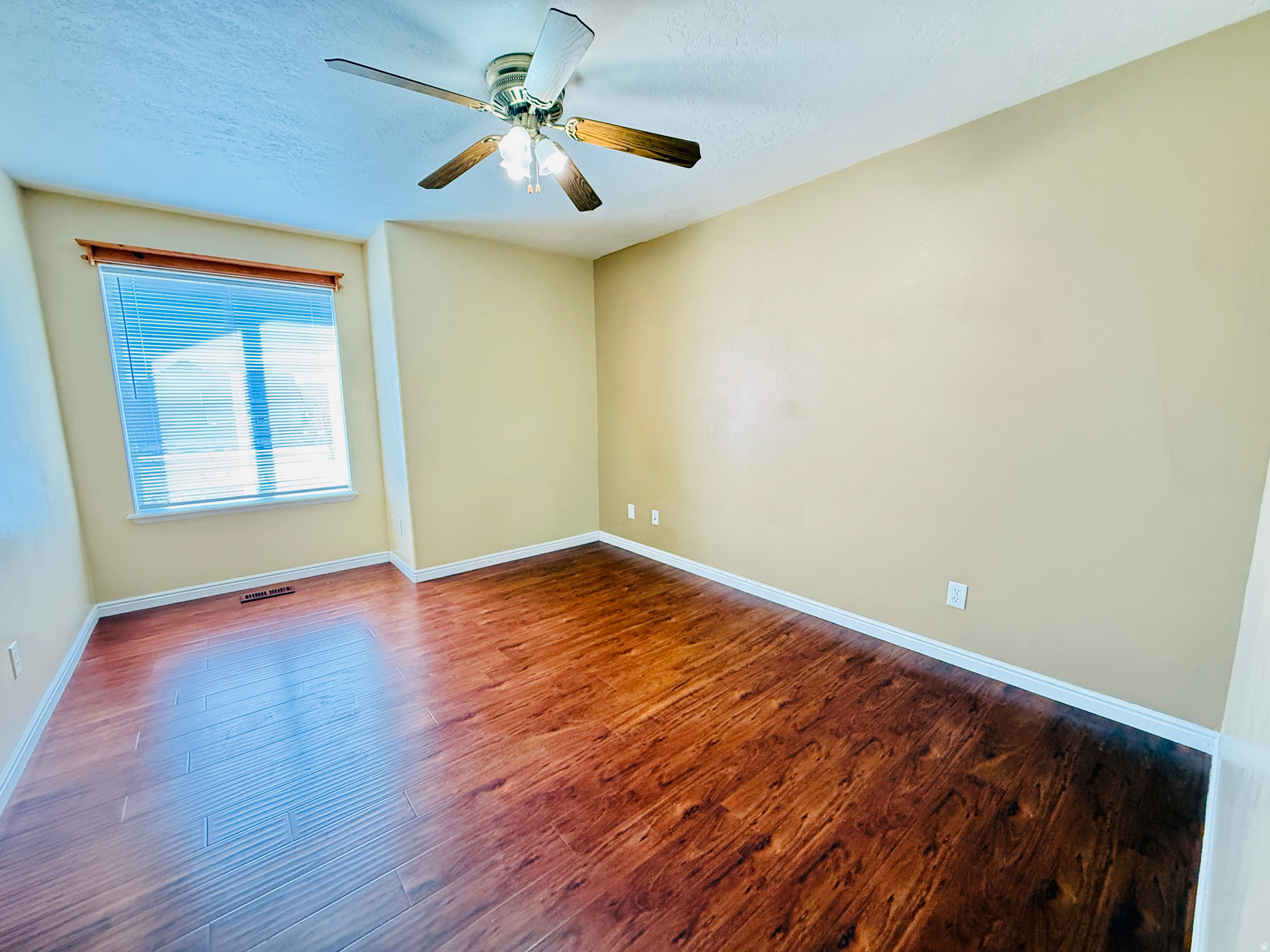 BROOKSIDE - Residential