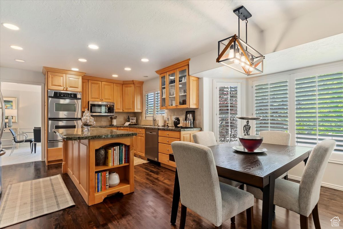 8697 Willow Green Cir, Sandy, Utah image 20
