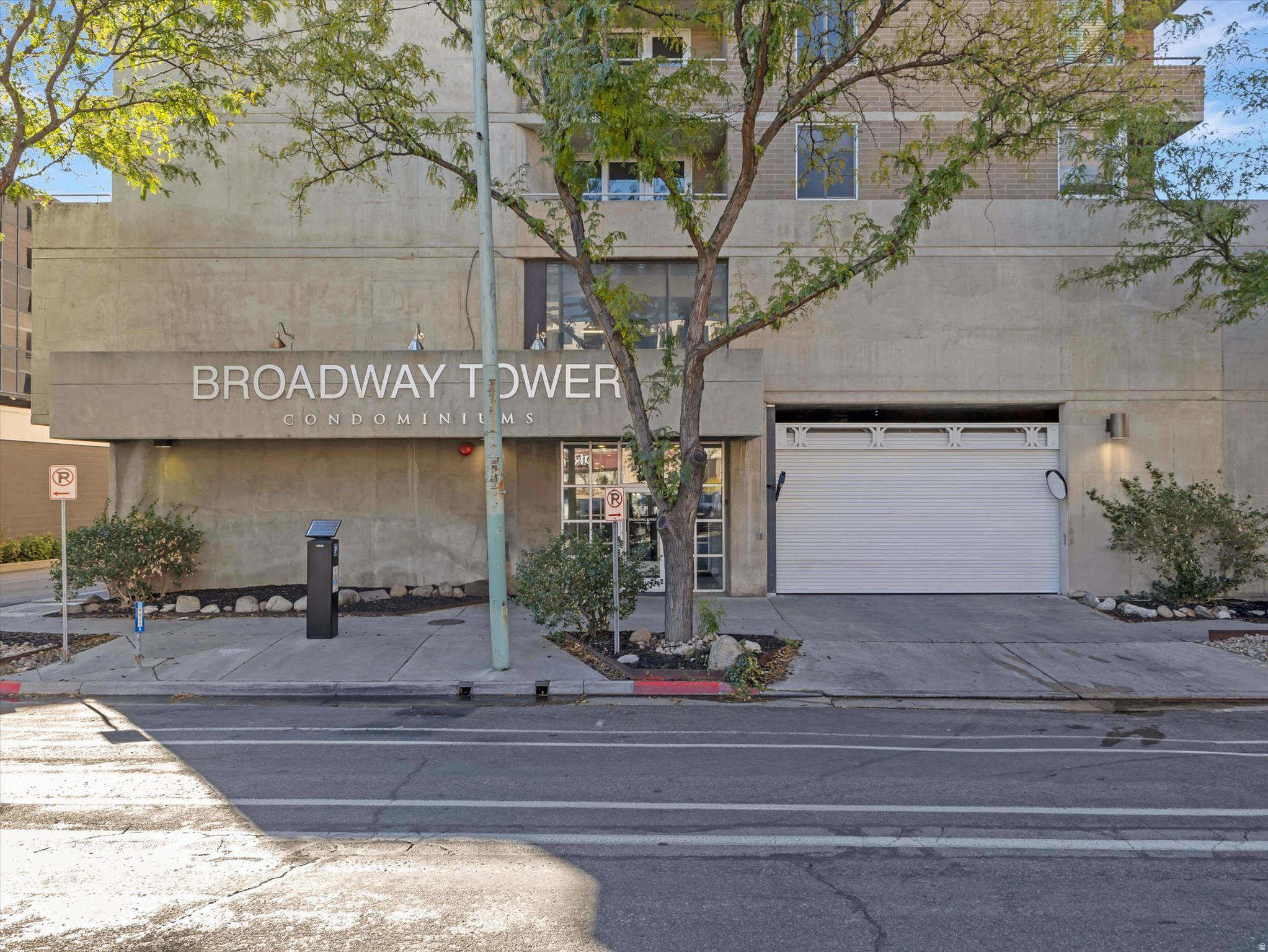 BROADWAY TOWER CONDO - Residential