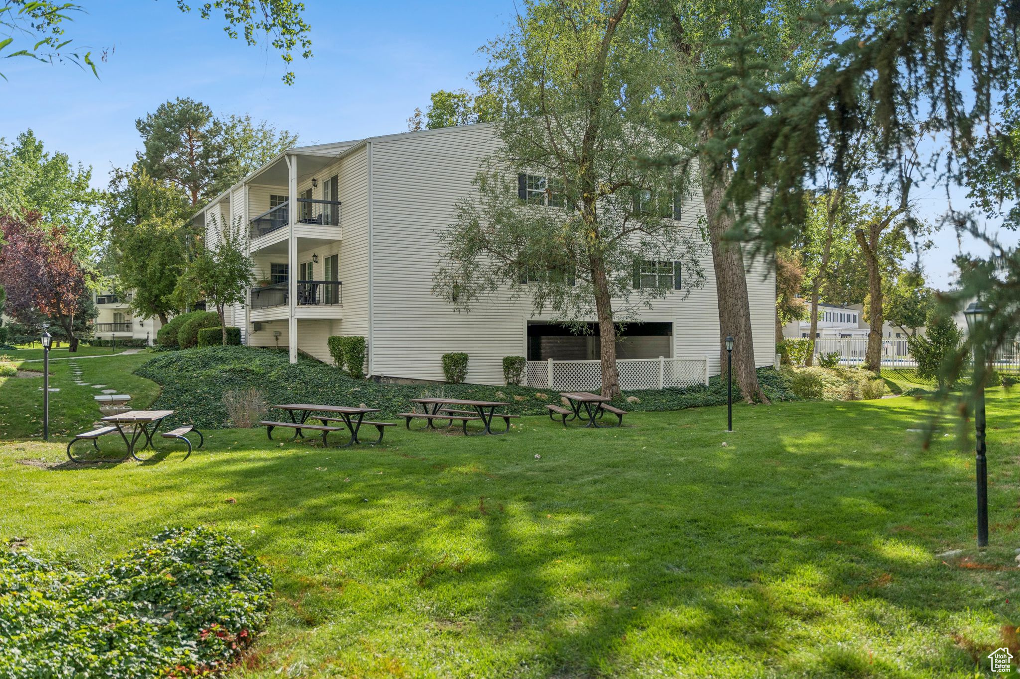 WAYLAND STATION AT OLD FARM - Residential