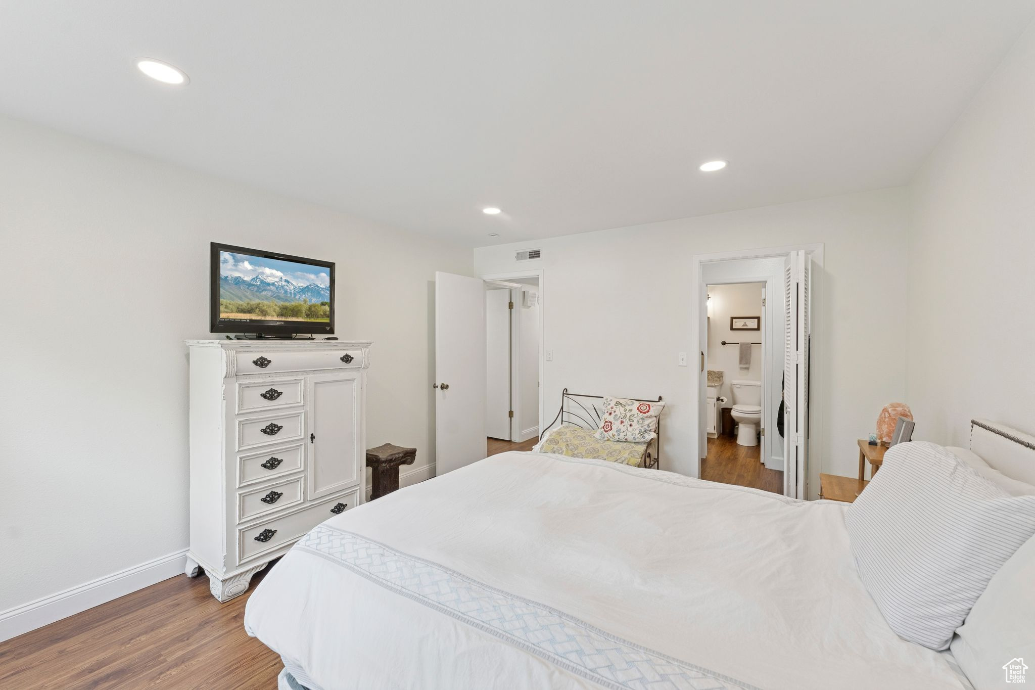 WAYLAND STATION AT OLD FARM - Residential